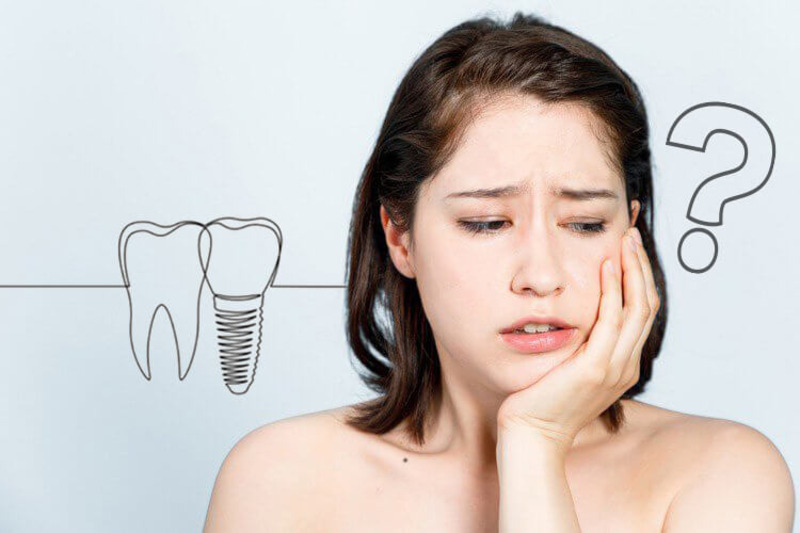 Trồng răng implant có đau không?