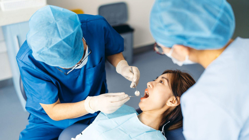 Bọc Răng Sứ Có Đau Không? Cách Khắc Phục Hiệu Quả Nhất 22 Nên tái khám để nhận hướng dẫn từ bác sĩ
