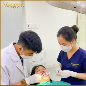 Tình trạng răng miệng thực tế của khách hàng