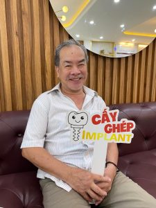 Khách hàng VIN Dentist Chú Hoàng