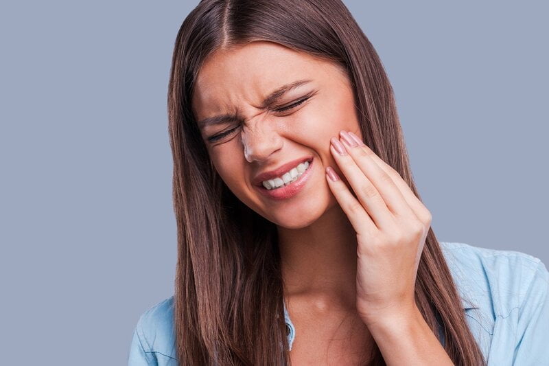 Trám Răng Sâu Bao Nhiêu Tiền? Có Bị Sâu Lại Không? 15 Triệu chứng cho thấy bạn cần trám răng sâu
